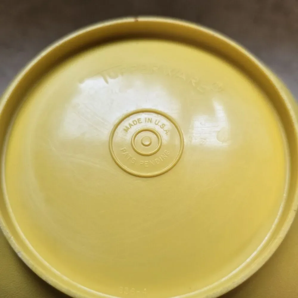 Tupperware Vintage Square Bowl & Lid Set 3pc Yellow Green Orange Plastic